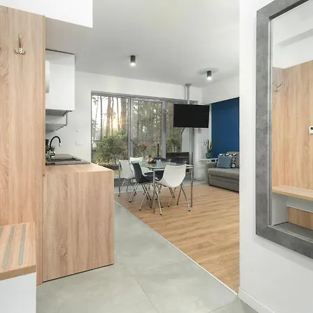 Apartment Niebieski C4 *
